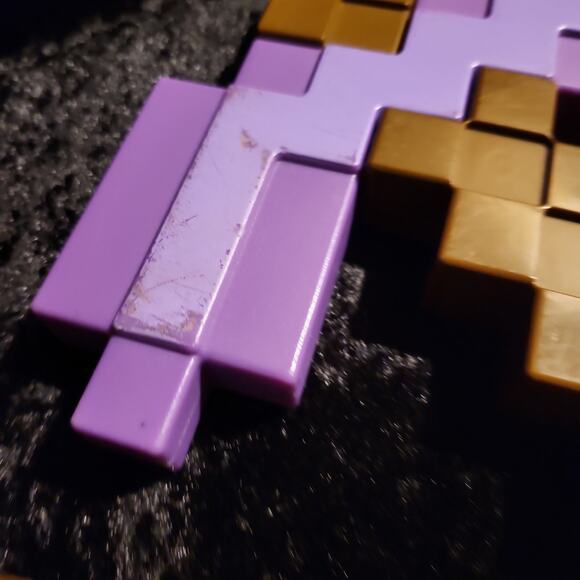 Mindcraft Pickaxe - Picture 3 of 5